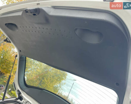 Серый Рено Меган, объемом двигателя 1.6 л и пробегом 196 тыс. км за 5500 $, фото 25 на Automoto.ua