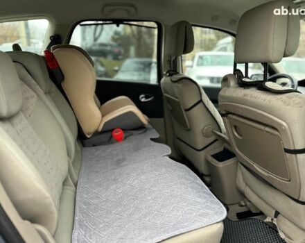 Серый Рено Меган, объемом двигателя 1.5 л и пробегом 265 тыс. км за 5790 $, фото 10 на Automoto.ua