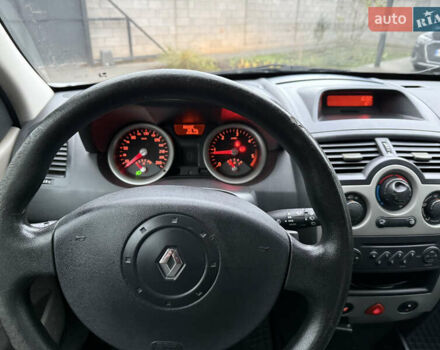 Серый Рено Меган, объемом двигателя 1.46 л и пробегом 265 тыс. км за 4400 $, фото 10 на Automoto.ua