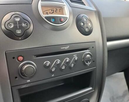 Сірий Рено Меган, об'ємом двигуна 1.6 л та пробігом 107 тис. км за 6999 $, фото 78 на Automoto.ua