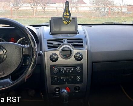 Серый Рено Меган, объемом двигателя 1.9 л и пробегом 35000 тыс. км за 4500 $, фото 8 на Automoto.ua