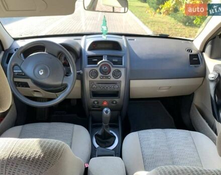 Сірий Рено Меган, об'ємом двигуна 1.6 л та пробігом 191 тис. км за 5600 $, фото 7 на Automoto.ua