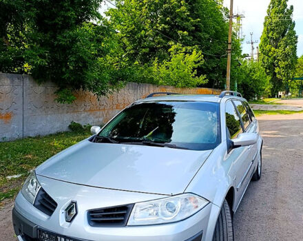 Сірий Рено Меган, об'ємом двигуна 1.6 л та пробігом 274 тис. км за 6000 $, фото 9 на Automoto.ua