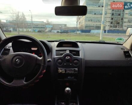 Сірий Рено Меган, об'ємом двигуна 1.6 л та пробігом 267 тис. км за 4800 $, фото 15 на Automoto.ua