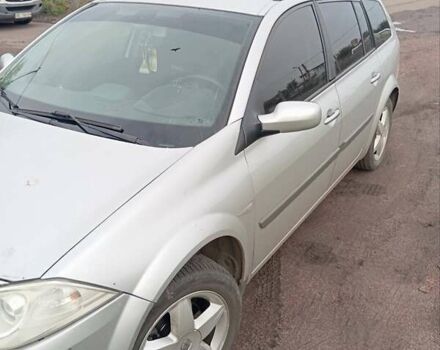 Серый Рено Меган, объемом двигателя 1.6 л и пробегом 286 тыс. км за 5000 $, фото 1 на Automoto.ua