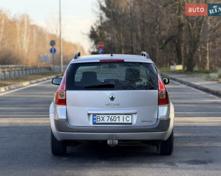 Серый Рено Меган, объемом двигателя 1.6 л и пробегом 248 тыс. км за 4900 $, фото 4 на Automoto.ua