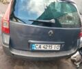 Сірий Рено Меган, об'ємом двигуна 1.9 л та пробігом 200 тис. км за 3888 $, фото 2 на Automoto.ua
