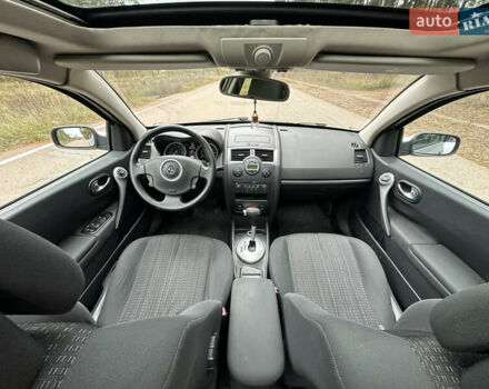 Сірий Рено Меган, об'ємом двигуна 2 л та пробігом 262 тис. км за 5650 $, фото 21 на Automoto.ua