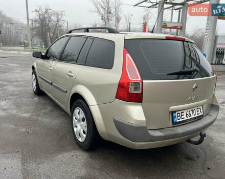 Серый Рено Меган, объемом двигателя 1.6 л и пробегом 281 тыс. км за 4800 $, фото 10 на Automoto.ua