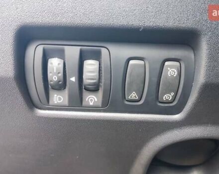 Серый Рено Меган, объемом двигателя 1.6 л и пробегом 306 тыс. км за 5000 $, фото 6 на Automoto.ua