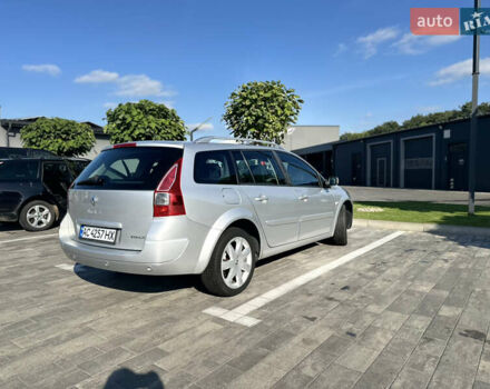 Серый Рено Меган, объемом двигателя 2 л и пробегом 134 тыс. км за 5600 $, фото 2 на Automoto.ua