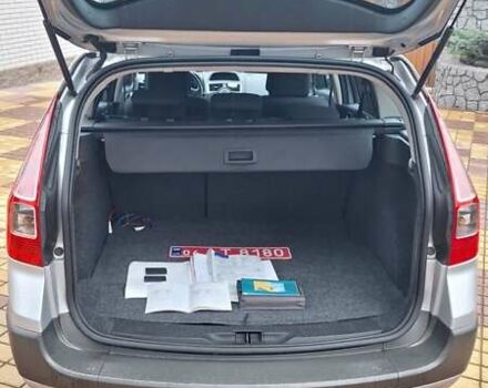 Сірий Рено Меган, об'ємом двигуна 1.6 л та пробігом 74 тис. км за 6800 $, фото 16 на Automoto.ua