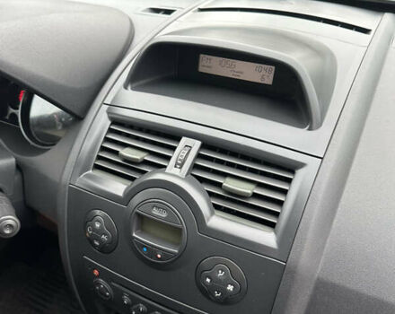 Серый Рено Меган, объемом двигателя 1.6 л и пробегом 174 тыс. км за 5550 $, фото 17 на Automoto.ua