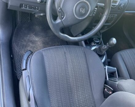 Сірий Рено Меган, об'ємом двигуна 2 л та пробігом 242 тис. км за 5500 $, фото 10 на Automoto.ua