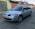 Серый Рено Меган, объемом двигателя 2 л и пробегом 162 тыс. км за 6299 $, фото 25 на Automoto.ua