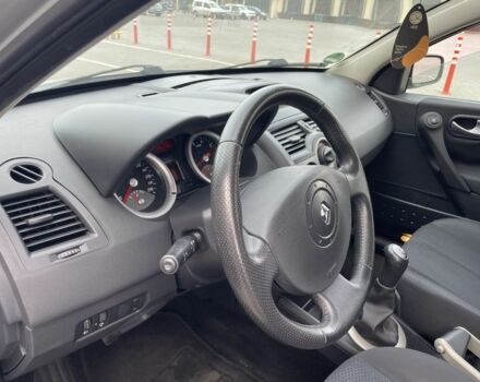 Серый Рено Меган, объемом двигателя 1.6 л и пробегом 196 тыс. км за 5500 $, фото 6 на Automoto.ua