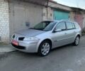 Серый Рено Меган, объемом двигателя 2 л и пробегом 162 тыс. км за 6299 $, фото 81 на Automoto.ua