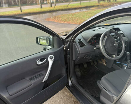 Серый Рено Меган, объемом двигателя 1.6 л и пробегом 215 тыс. км за 5400 $, фото 14 на Automoto.ua