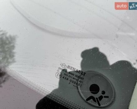 Серый Рено Меган, объемом двигателя 1.6 л и пробегом 206 тыс. км за 5190 $, фото 8 на Automoto.ua