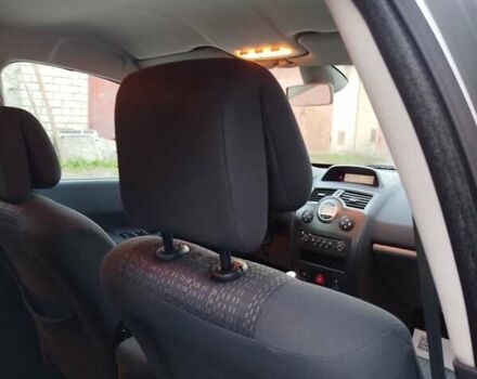 Серый Рено Меган, объемом двигателя 2 л и пробегом 162 тыс. км за 6299 $, фото 128 на Automoto.ua