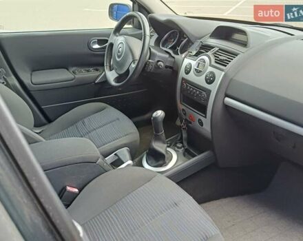 Серый Рено Меган, объемом двигателя 1.6 л и пробегом 240 тыс. км за 5450 $, фото 20 на Automoto.ua