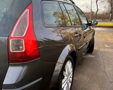 Серый Рено Меган, объемом двигателя 1.6 л и пробегом 215 тыс. км за 5400 $, фото 4 на Automoto.ua