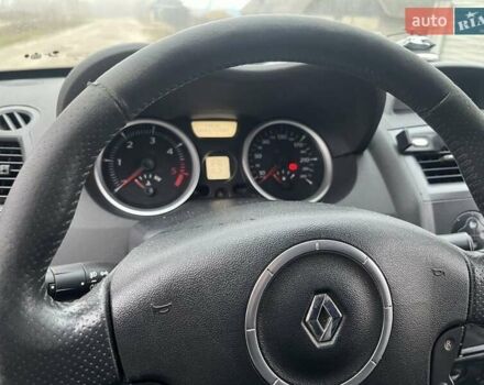 Сірий Рено Меган, об'ємом двигуна 1.9 л та пробігом 330 тис. км за 5500 $, фото 10 на Automoto.ua