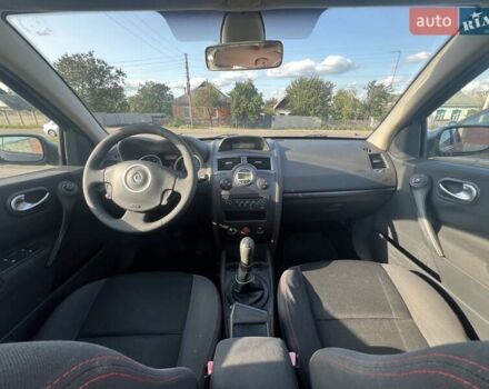 Серый Рено Меган, объемом двигателя 1.6 л и пробегом 183 тыс. км за 6000 $, фото 23 на Automoto.ua