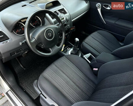 Рено Меган 2007 в Виннице на Automoto.ua Серый Рено Меган, объемом двигателя 1.6 л и пробегом 178 тыс. км за 5850 $, фото 39 на Automoto.ua