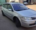 Серый Рено Меган, объемом двигателя 2 л и пробегом 202 тыс. км за 5500 $, фото 1 на Automoto.ua