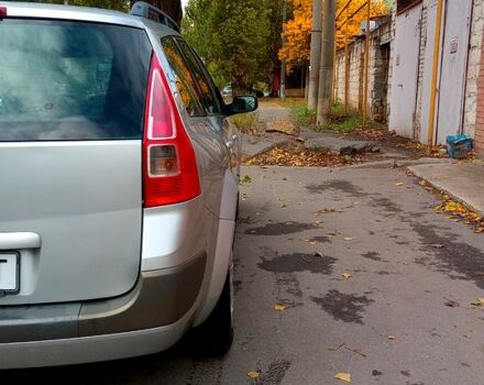 Сірий Рено Меган, об'ємом двигуна 1.6 л та пробігом 185 тис. км за 5700 $, фото 2 на Automoto.ua