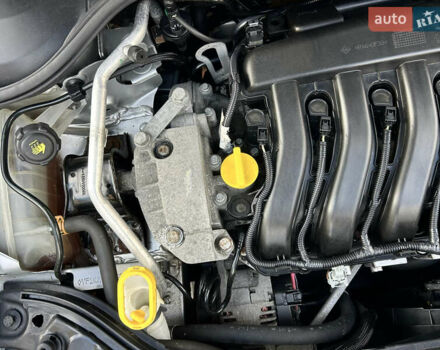 Рено Меган 2007 в Виннице на Automoto.ua Серый Рено Меган, объемом двигателя 1.6 л и пробегом 178 тыс. км за 5850 $, фото 78 на Automoto.ua