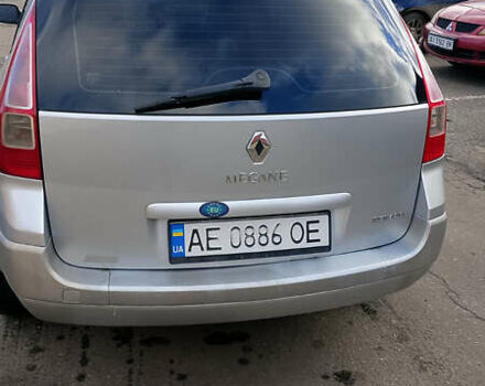 Серый Рено Меган, объемом двигателя 2 л и пробегом 215 тыс. км за 5000 $, фото 2 на Automoto.ua
