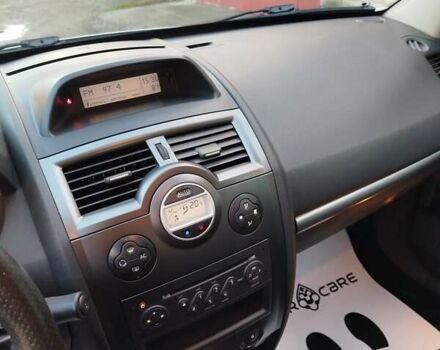 Серый Рено Меган, объемом двигателя 2 л и пробегом 162 тыс. км за 6299 $, фото 106 на Automoto.ua