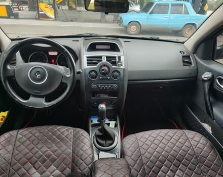 Рено Меган 2007 в Кропивницком (Кировограде) на Automoto.ua Серый Рено Меган, объемом двигателя 1.6 л и пробегом 245 тыс. км за 5500 $, фото 17 на Automoto.ua