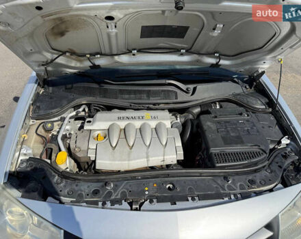 Рено Меган 2007 в Килие на Automoto.ua Серый Рено Меган, объемом двигателя 1.6 л и пробегом 241 тыс. км за 5000 $, фото 6 на Automoto.ua