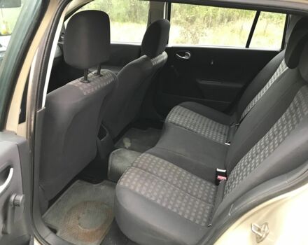 Рено Меган 2007 в Благовещенское (Ульяновка) на Automoto.ua Серый Рено Меган, объемом двигателя 1.6 л и пробегом 271 тыс. км за 1750 $, фото 3 на Automoto.ua