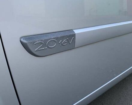 Серый Рено Меган, объемом двигателя 2 л и пробегом 162 тыс. км за 6299 $, фото 73 на Automoto.ua