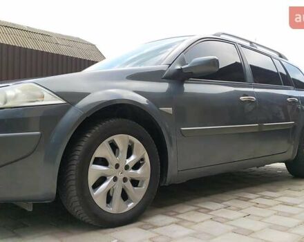 Серый Рено Меган, объемом двигателя 2 л и пробегом 288 тыс. км за 5500 $, фото 2 на Automoto.ua