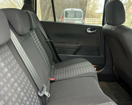 Серый Рено Меган, объемом двигателя 1.6 л и пробегом 174 тыс. км за 5550 $, фото 10 на Automoto.ua