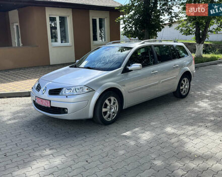 Серый Рено Меган, объемом двигателя 2 л и пробегом 220 тыс. км за 5800 $, фото 2 на Automoto.ua