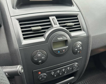 Серый Рено Меган, объемом двигателя 1.6 л и пробегом 174 тыс. км за 5550 $, фото 26 на Automoto.ua