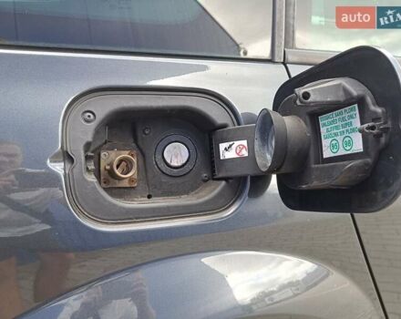 Серый Рено Меган, объемом двигателя 1.6 л и пробегом 240 тыс. км за 5450 $, фото 37 на Automoto.ua