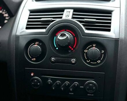 Сірий Рено Меган, об'ємом двигуна 1.5 л та пробігом 313 тис. км за 4750 $, фото 8 на Automoto.ua