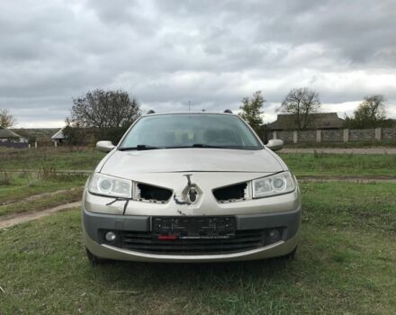 Рено Меган 2007 в Благовещенское (Ульяновка) на Automoto.ua Серый Рено Меган, объемом двигателя 1.6 л и пробегом 271 тыс. км за 1750 $, фото 2 на Automoto.ua
