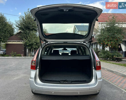 Рено Меган 2007 в Виннице на Automoto.ua Серый Рено Меган, объемом двигателя 1.6 л и пробегом 178 тыс. км за 5850 $, фото 70 на Automoto.ua