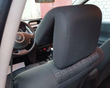 Серый Рено Меган, объемом двигателя 2 л и пробегом 162 тыс. км за 6299 $, фото 121 на Automoto.ua