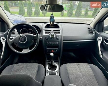 Серый Рено Меган, объемом двигателя 1.6 л и пробегом 215 тыс. км за 5500 $, фото 28 на Automoto.ua