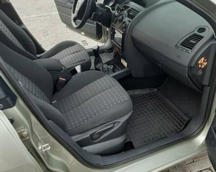 Серый Рено Меган, объемом двигателя 1.6 л и пробегом 234 тыс. км за 4999 $, фото 17 на Automoto.ua