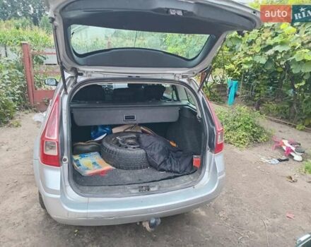 Серый Рено Меган, объемом двигателя 1.6 л и пробегом 308 тыс. км за 4500 $, фото 12 на Automoto.ua